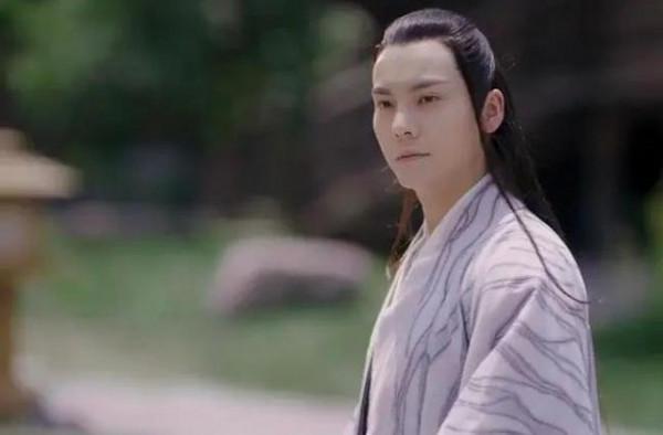 龍鬚劉海別硬留,別人是俊逸出塵,他們像是“蟑螂精轉世” 龍鬚劉海別硬留,別人是俊逸出塵,他們像是“蟑螂精轉世”