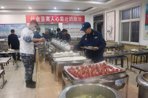 “六星級”伙食保障,到“胃” “六星級”伙食保障,到“胃”