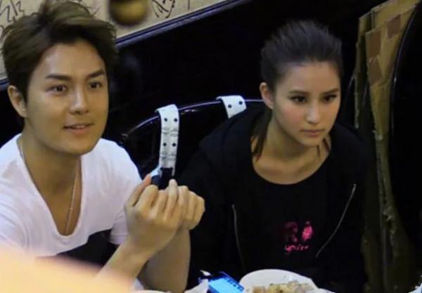 ​被富婆“寵愛”的三位男星：各有各的魅力，最久的已結婚31年