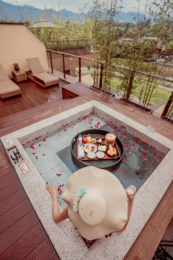 度假天花板，一房一私湯|都江堰冬季私湯溫泉民宿溫暖你心！