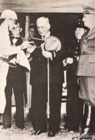 哥倫比亞百歲老將:曾是我軍手下敗將,回國後卻升至陸軍總司令 哥倫比亞百歲老將:曾是我軍手下敗將,回國後卻升至陸軍總司令