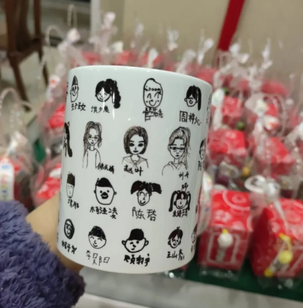 小朋友在幼兒園過生日，要給全班準備禮物，寶媽怒了：不正之風