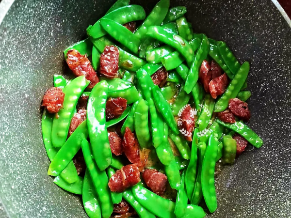 入冬多吃這菜,一盤頂“3杯牛奶,5個雞蛋”,大火一炒,孩子喜歡 入冬多吃這菜,一盤頂“3杯牛奶,5個雞蛋”,大火一炒,孩子喜歡