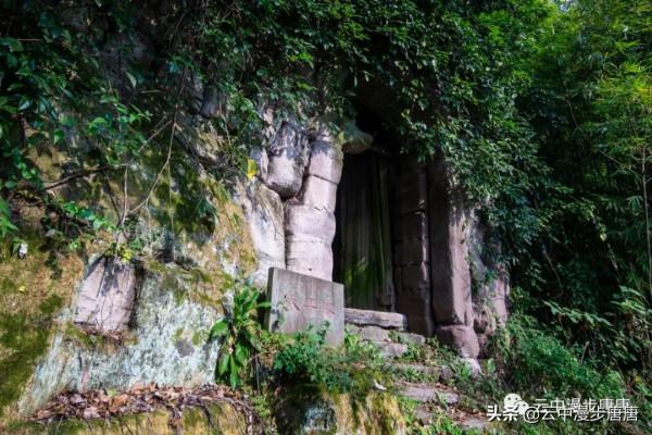 行走的風景——嶽池伏龍之二