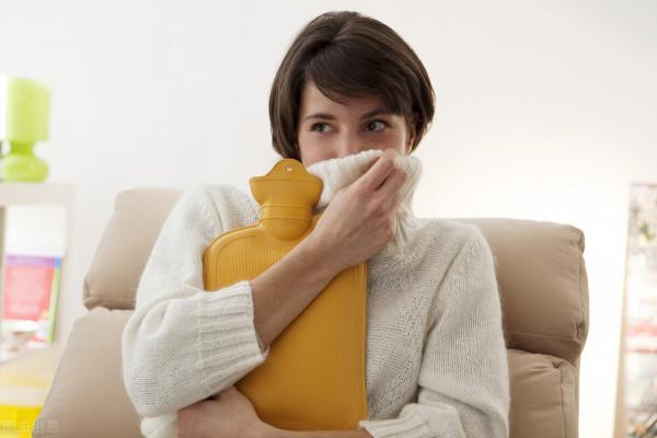 壹邦小知識：熱水袋裡的液體對人體有害嗎？液體可以換成水嗎