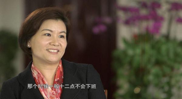 湖南女首富:15歲進廠打工,靠玻璃起家,45歲掙下500億,憑啥? 湖南女首富:15歲進廠打工,靠玻璃起家,45歲掙下500億,憑啥?