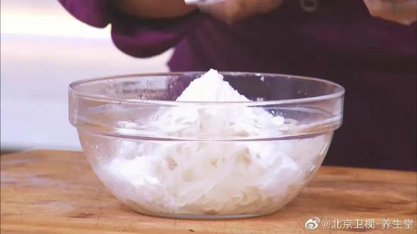 冬吃蘿蔔保平安!蘿蔔和它是絕配,這樣吃滋陰潤肺又減脂 冬吃蘿蔔保平安!蘿蔔和它是絕配,這樣吃滋陰潤肺又減脂