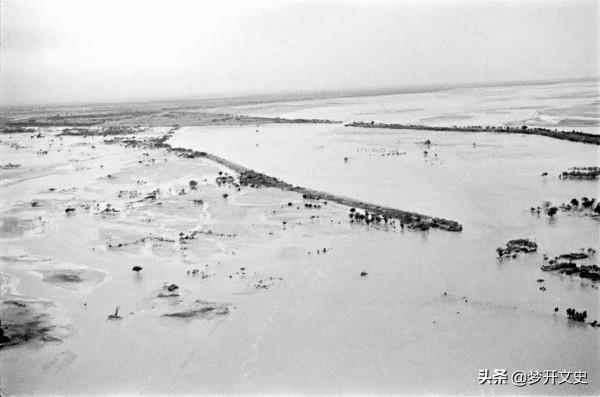 黃河堤岸被炸,新娘被沖走,89萬百姓命喪黃泉,多少日軍被淹死? 黃河堤岸被炸,新娘被沖走,89萬百姓命喪黃泉,多少日軍被淹死?
