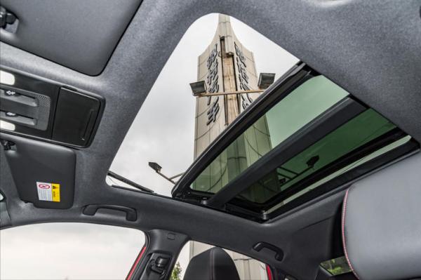 退步與進步一樣明顯，新思域這些改變你知道嗎？