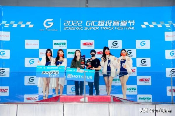 95後美女車手成長記 彭依雯駕駛寶馬M4衝上GIC最速榜