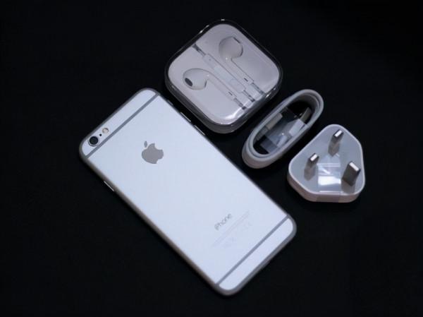 一臺8年前128G版本的iPhone6，放現在，相當於什麼價位的手機？