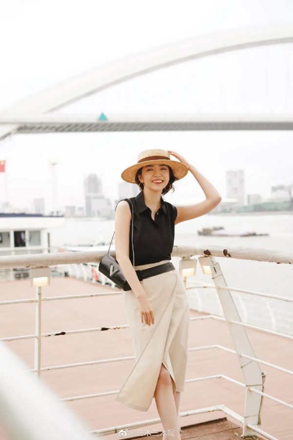 小長假VS婚禮季，這7套LOOK低調又美麗