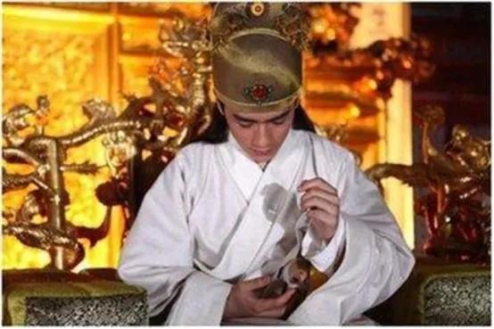 傳聞中的帝王術到底多厲害？嘉靖二十年不上朝，為何還能坐穩江山