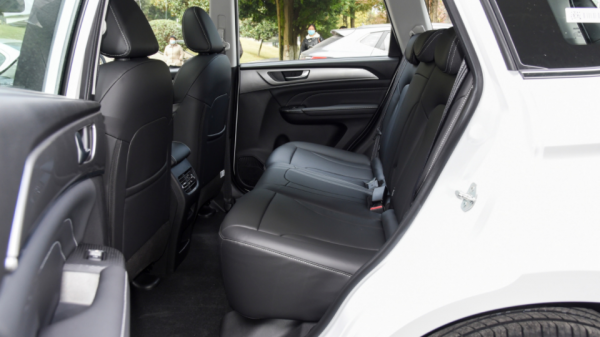 哈弗入門車型，7.19萬元起的哈弗M6 PLUS值得買嗎？