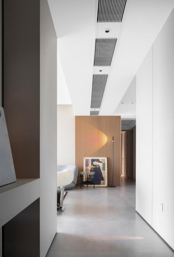 難怪低飽和度色彩越來越流行，看了她160㎡大宅後，確實很溫馨