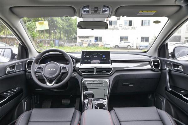 評測起亞KX5：售16.28萬起，入門車型搭載2.0L+6AT，值得入手嗎？