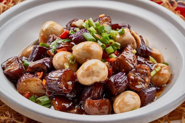 天冷了，女人不想用化妝品，記得吃7種食材，花青素含量高