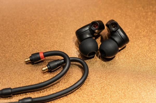 森海塞爾 IE 100 PRO 耳機評測，超輕鬆的監聽體驗