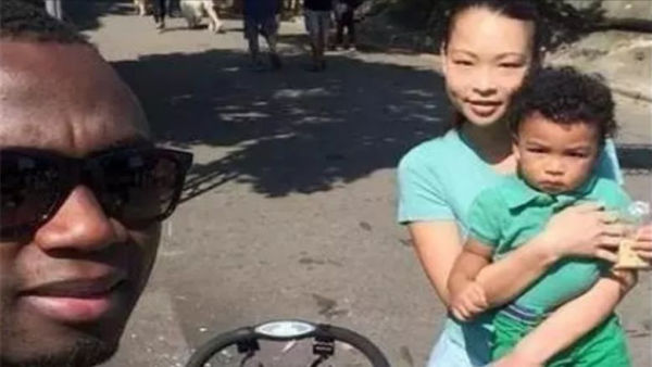 11年前中國白富美嫁非洲黑人拳手，三年生了兩個孩子，如今怎麼樣