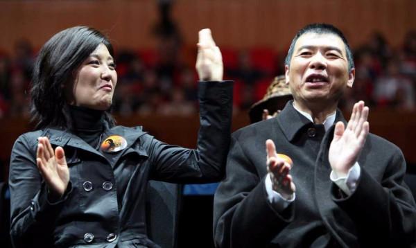 被馮小剛渣了又渣,徐帆卻覺得幸福,因寵丈夫被罵,徐帆冤不冤? 被馮小剛渣了又渣,徐帆卻覺得幸福,因寵丈夫被罵,徐帆冤不冤?