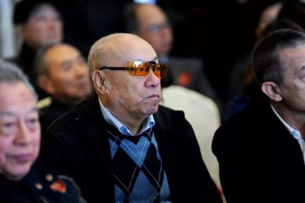 劉蓓：三婚再嫁張健，親兒子是她的開心果，大明星繼子卻讓她苦惱