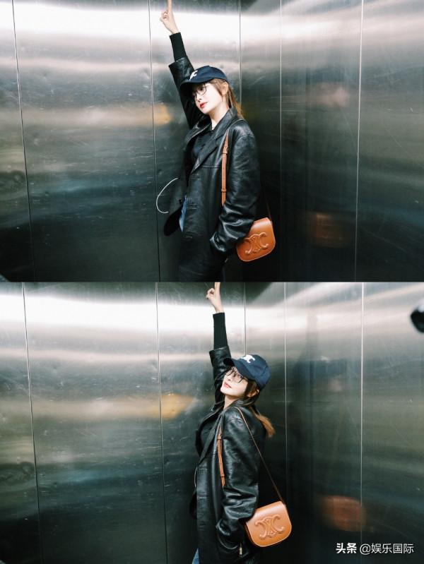 秦嵐下班照曝光 戴鴨舌帽穿皮衣比耶