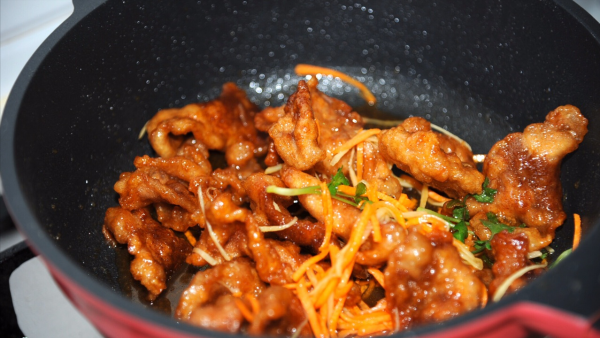 分享12道家常菜做法，葷素搭配更健康，花錢少還吃得好，適合帶飯