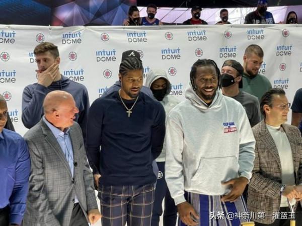 鮑爾默曝小卡復出時間,詹姆斯娛樂公司完成融資,奧尼爾嘲諷籃網 鮑爾默曝小卡復出時間,詹姆斯娛樂公司完成融資,奧尼爾嘲諷籃網