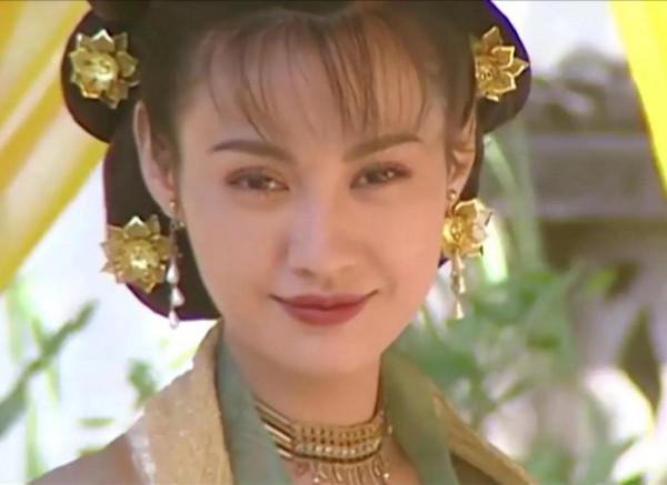 8位不靠煙燻妝黑化的反派女配,丹鳳眼、狐狸眼,個個貌美如花 8位不靠煙燻妝黑化的反派女配,丹鳳眼、狐狸眼,個個貌美如花