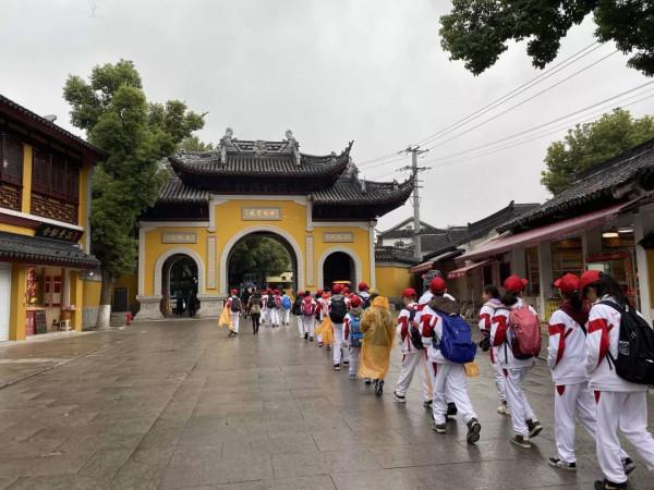 辦好人民滿意的北京經開區特色教育，用溫暖做更有力量的教育