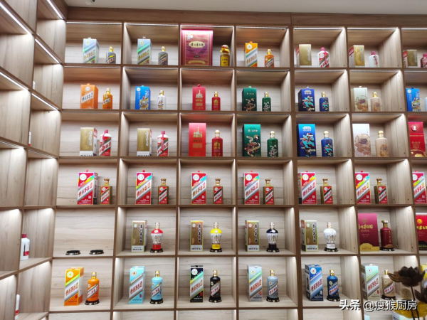 去貴州,行家從不喝茅臺,卻專喝這4款“無名酒”,當地人:識貨 去貴州,行家從不喝茅臺,卻專喝這4款“無名酒”,當地人:識貨