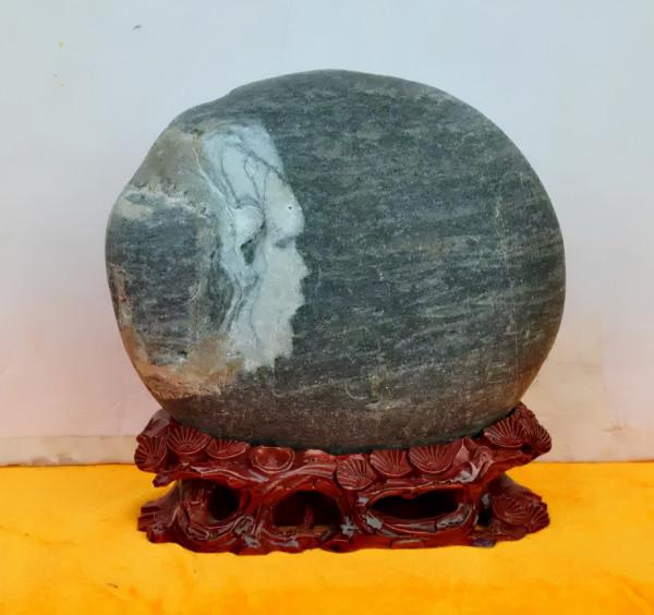 高價成交的66方奇石欣賞