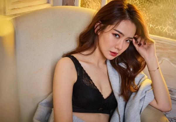 戚薇與楊冪的顏值碰撞你更愛哪一位