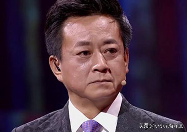 時隔1095天，朱軍重登舞臺，情緒激動一度哽咽！其實早已物是人非