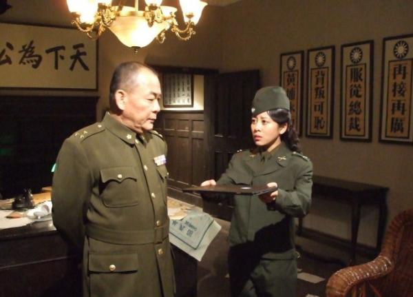 1950年，龍雲驚聞愛子被陳賡擊斃，悲憤交加，毛主席讓他回去看看