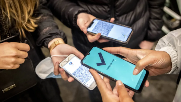 荷蘭暴亂多地蔓延!“亂政”遇上“民怨”?到底該怎麼收場 荷蘭暴亂多地蔓延!“亂政”遇上“民怨”?到底該怎麼收場