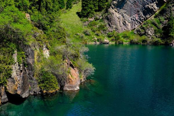 解讀《道德經》第八章，上善若水，退一步海闊天空