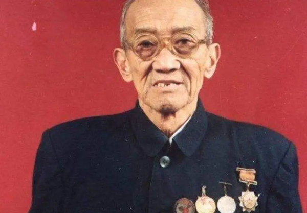 志願軍被俘最高幹部吳成德，回國後被開除軍籍，後來生活怎樣