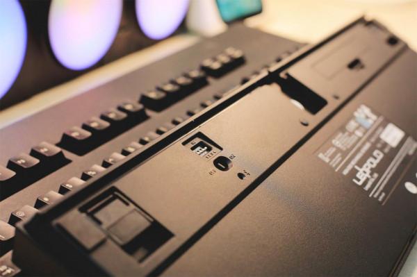 大L無線來了,鋼板走了 Leopold NP900R BT藍芽雙模機械鍵盤 大L無線來了,鋼板走了 Leopold NP900R BT藍芽雙模機械鍵盤