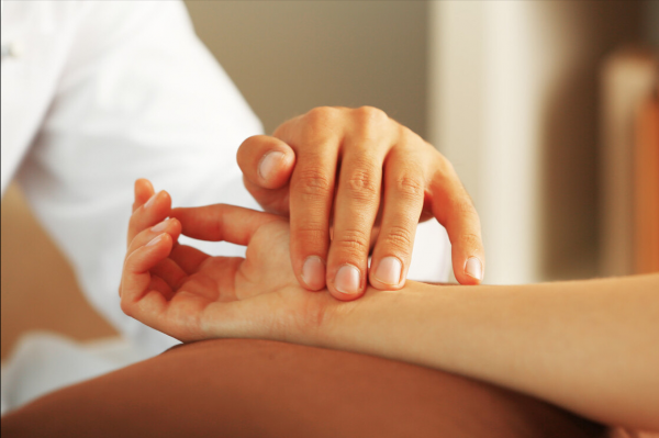 痰溼百病生！為什麼說結節與&OpenCurlyDoubleQuote;痰溼&rdquo;有關，老中醫講述結節的本質