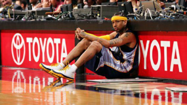 充滿回憶的照片:灰熊的艾弗森,猛龍的大夢,老鷹的麥迪 充滿回憶的照片:灰熊的艾弗森,猛龍的大夢,老鷹的麥迪