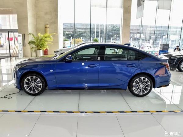 2.0T+10AT,顏值高運動感強,還能兼顧舒適性的豪華中型車 2.0T+10AT,顏值高運動感強,還能兼顧舒適性的豪華中型車