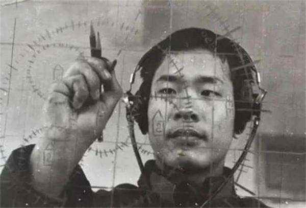 2019年，河北一村民看閱兵典禮時指著一個人：這不是村裡的老吳嗎