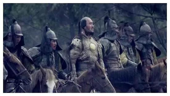 大隋能人，楊廣徵契丹，以夷制夷，只派遣一人就俘虜四萬人