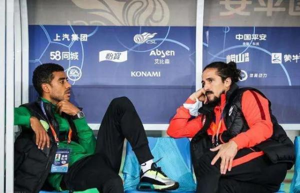 卡納瓦羅力挺李鐵,董路評球是不是第一? 卡納瓦羅力挺李鐵,董路評球是不是第一?