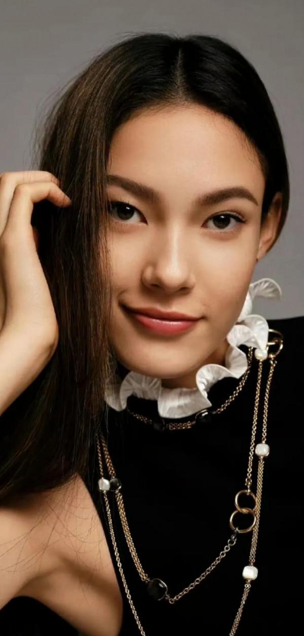 以前的谷愛凌和現在的谷愛凌