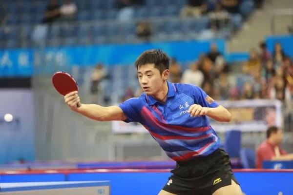 分手景甜後，張繼科再被爆出新戀情？開豪車看電影逛超市極其甜蜜