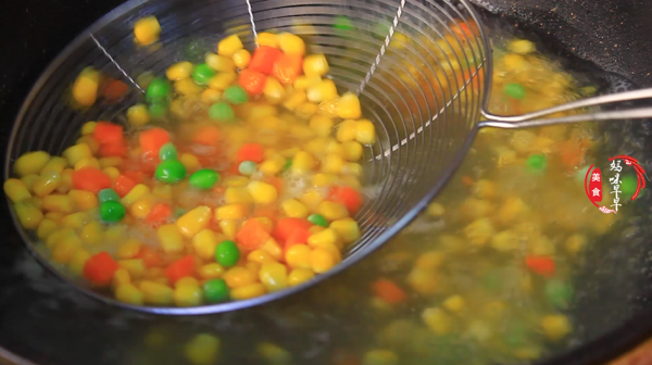 正月十五元宵節，不管有錢沒錢，6道吉祥菜端上桌，寓意招財紅火