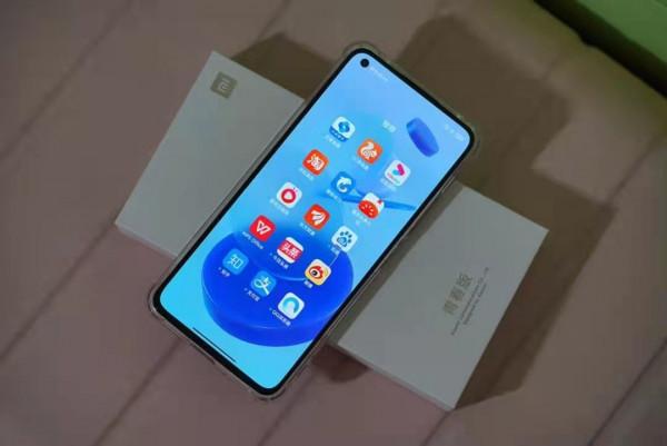 僅1699元!5nm晶片+AMOLED柔性屏+超輕薄,雙十一開啟清倉模式 僅1699元!5nm晶片+AMOLED柔性屏+超輕薄,雙十一開啟清倉模式