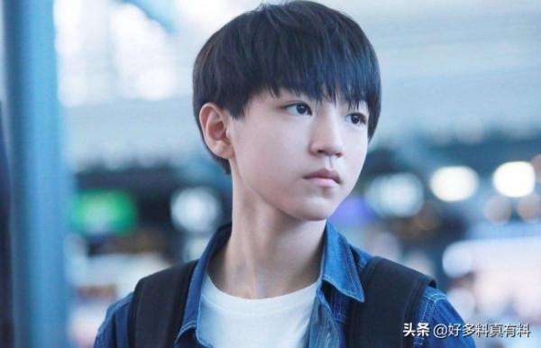 王俊凱的媽媽是誰 遺傳了母親高顏值的他現狀如何